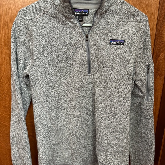 Patagonia Women's Better Sweater® 1/4-Zip Fleece - like new. Worn 1-2 times - Picture 3 of 5
